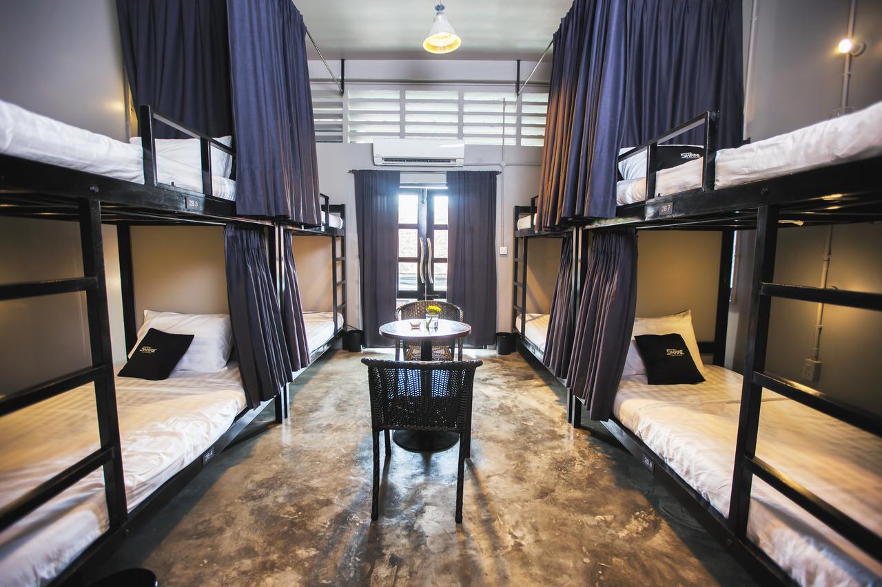 The Share Phnom Penh Hostel Eksteriør bilde